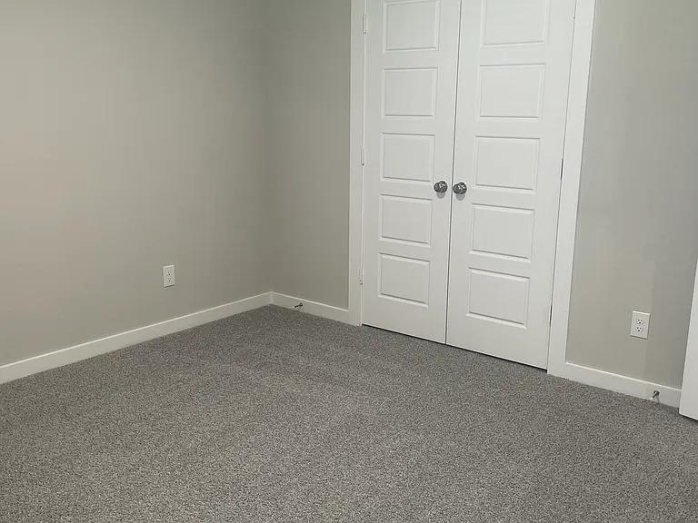 501 Green Grass Dr — Photo 10