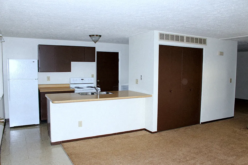 7550 Dalmatian Drive — Photo 4