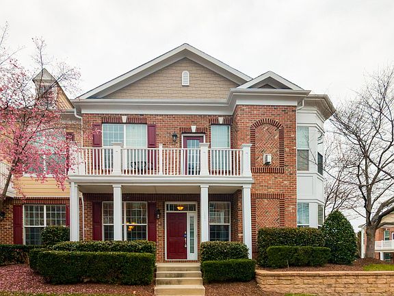 2nd image of 9221 Calabria Dr Unit 121