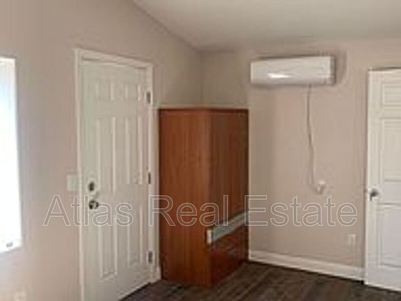 4th image of 3518 E Bellevue St #3522