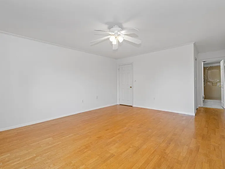 151 Coolidge Ave #303 — Photo 6