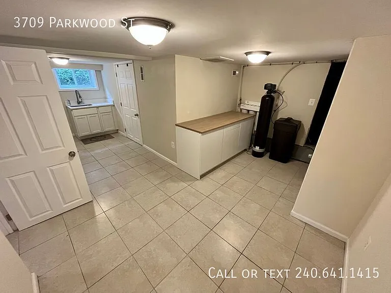 3709 Parkwood St — Photo 16