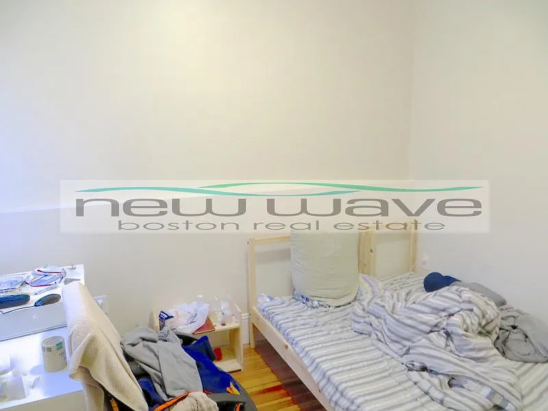 4 bed, 1500 sqft, $5,900 — Photo 3