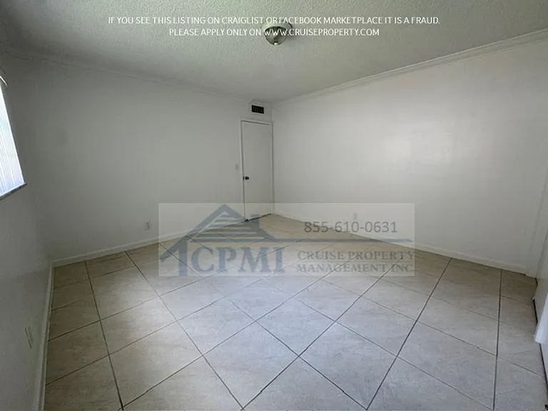 315 S Crescent Dr Hollywood, FL 33021 — Photo 9
