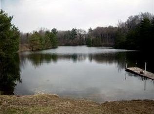 43537 Timber Trl, Coloma, MI 49038