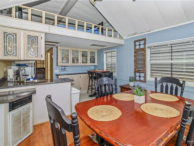 2800 Turner Rd — Photo 4
