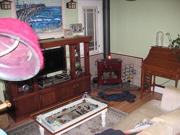 Cozy Living Room and Fireplace
