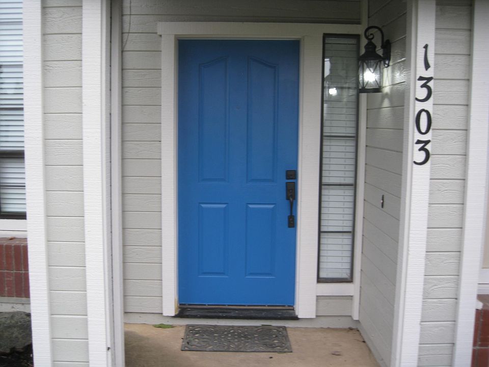 1st image of 1303 Bellwood Ct