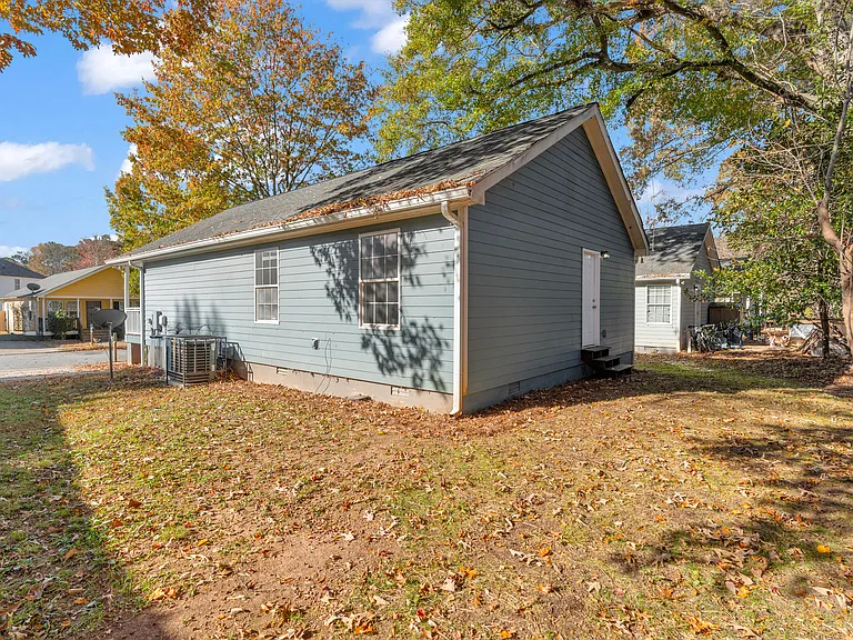 1040 Thomasville Estates Way SE — Photo 56