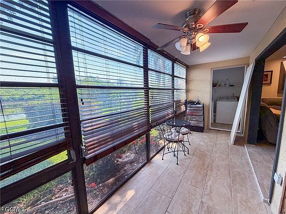 4th image of 5713 Foxlake Dr APT 2