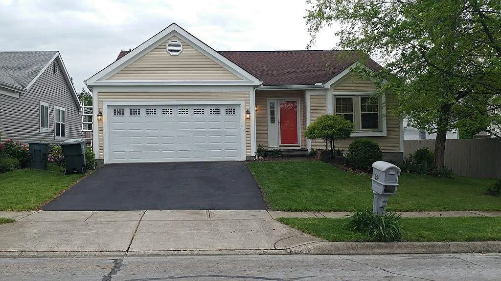 4 bed, 2200 sqft, $2,395 — Photo 1