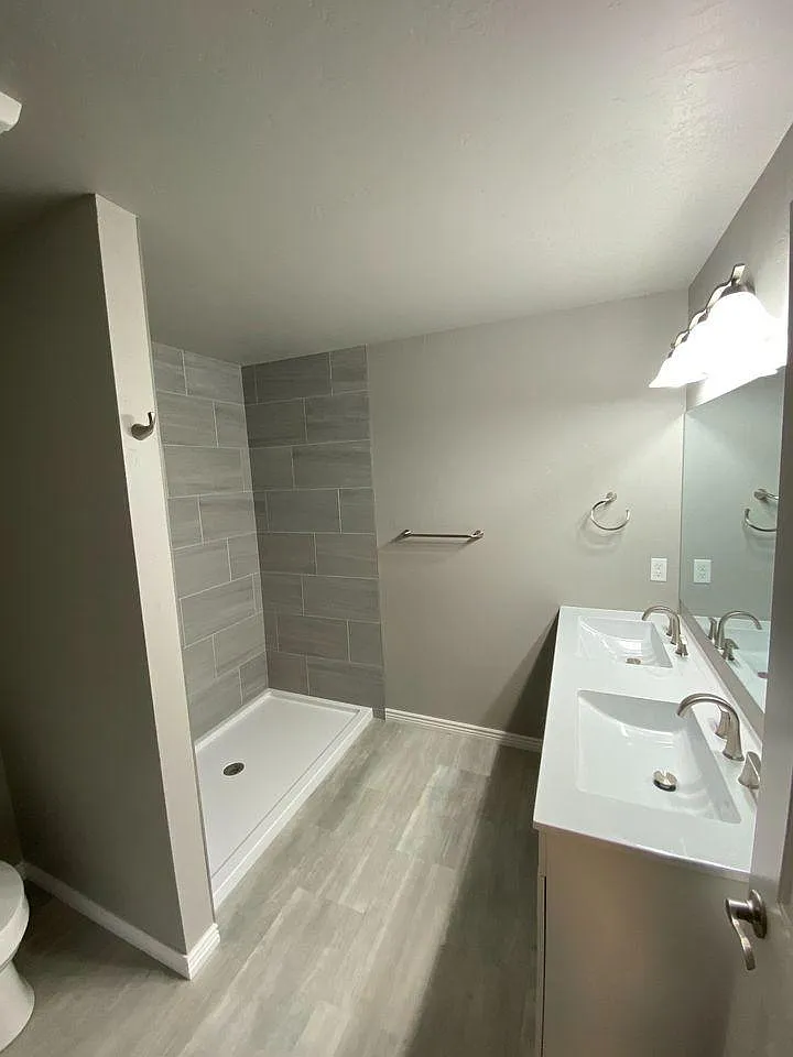 3 bed, 2.5 bath, 1550 sqft, $2,395 — Photo 3