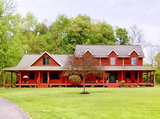 8424 Whispering Pines Dr, Novelty, OH 44072