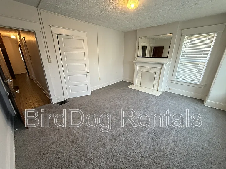 213 E 14th Ave #C — Photo 7