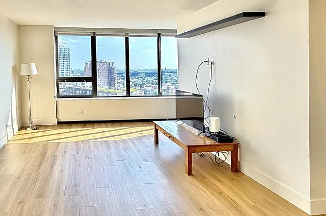 3930 N Pine Grove Ave #1708 — Photo 5