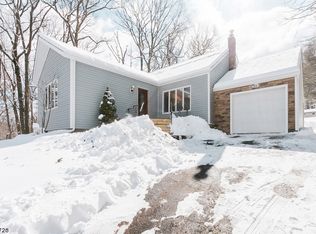 398 Mountain Lake Rd, Great Meadows, NJ 07838