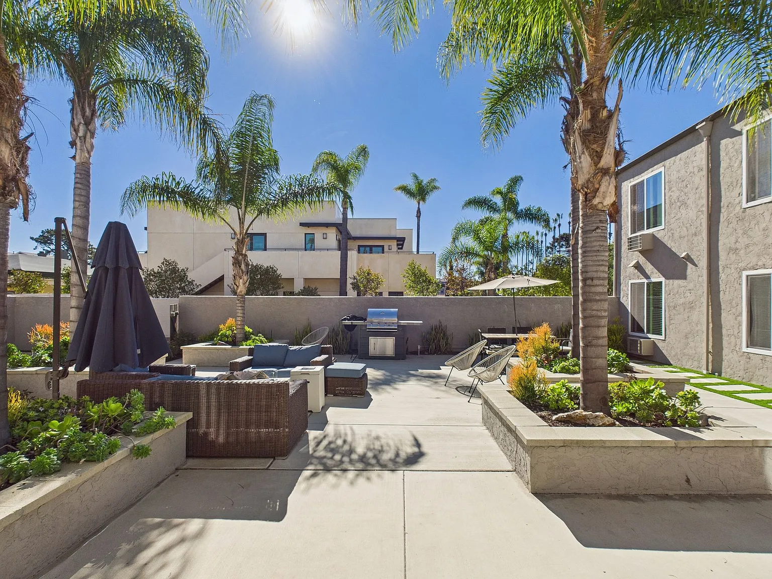 Eureka Place — Photo 2