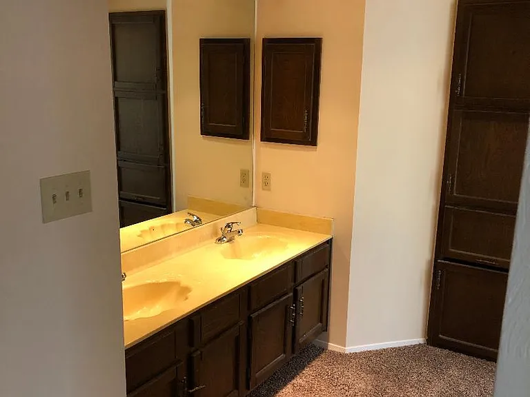 8446 Timber Gln — Photo 13
