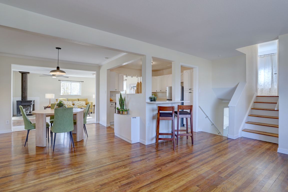 next background image