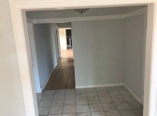 2343 E 70th St #3, Chicago, IL 60649