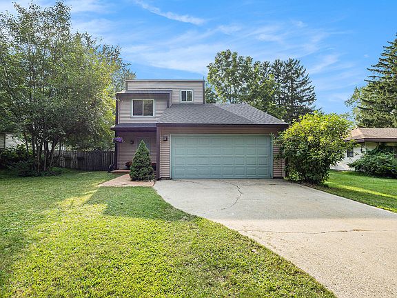 2nd image of 604 Blackbass Ave