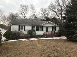 341 Fairland Dr, Fairfield, CT 06825