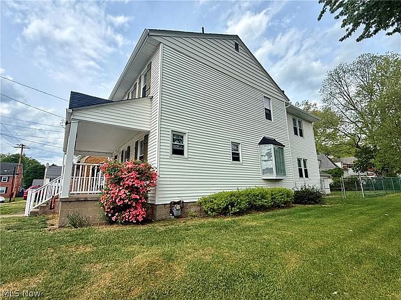 2nd image of 1605 24th St