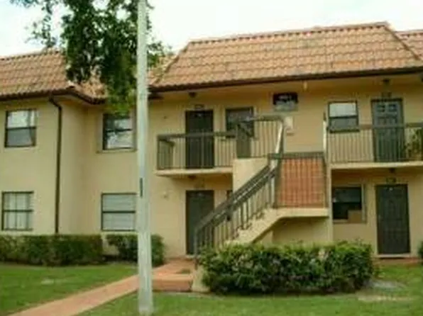 10601 NW 11th St #106, Hollywood, FL 33026