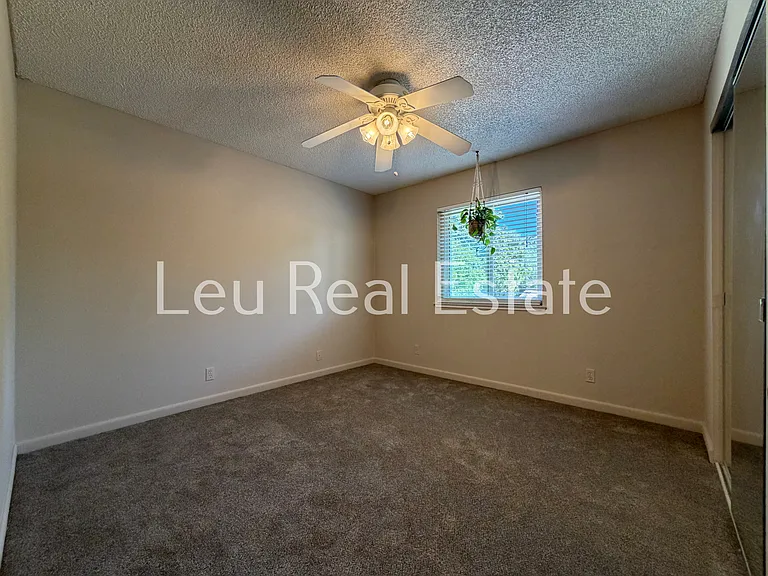 2223 Bridlewood Dr — Photo 15