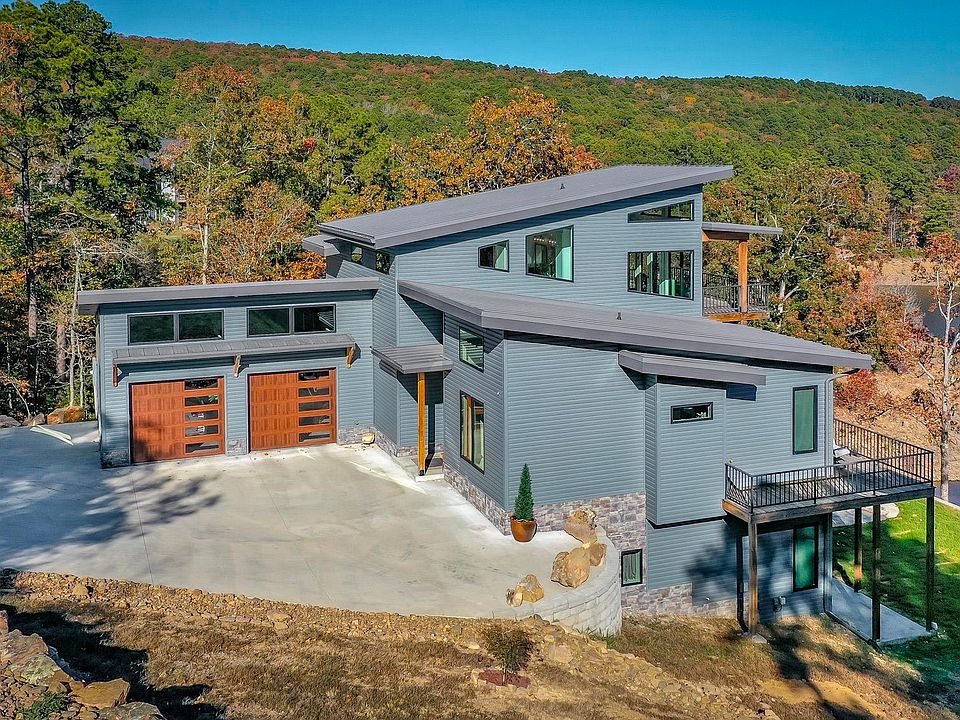 1st image of 123 Sandelwood Cir