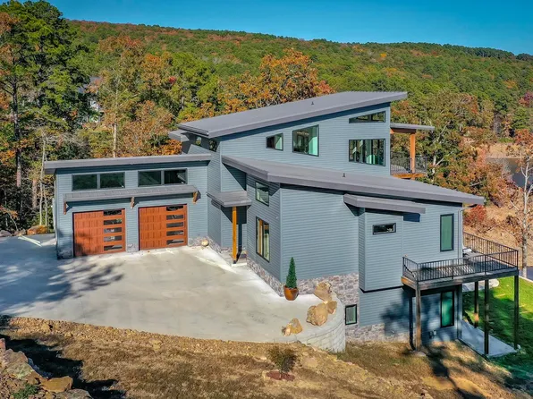 123 Sandelwood Cir, Fairfield Bay, AR 72088