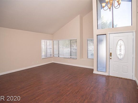 3rd image of 4687 Rockvale Dr