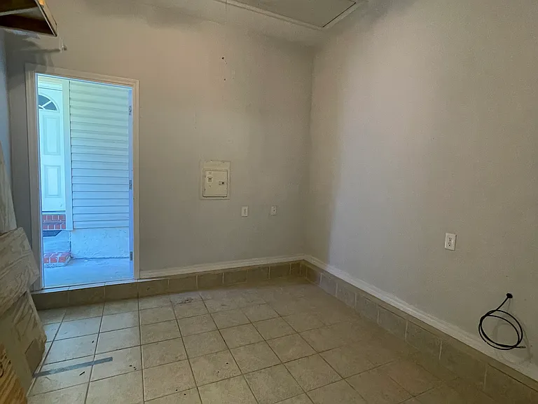1145 Merrie Way — Photo 14