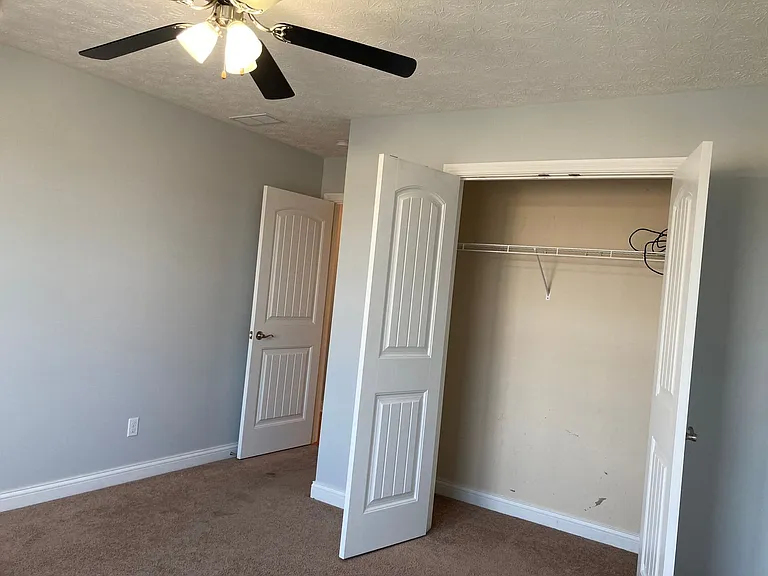 141 Twin Lakes Dr — Photo 20