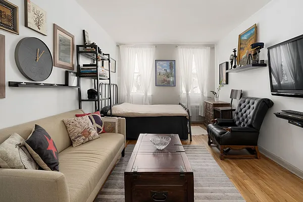 Sold by Compass | media 4