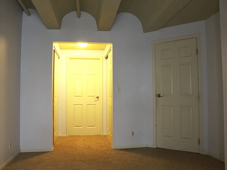 270 E Highland Ave #423 — Photo 14