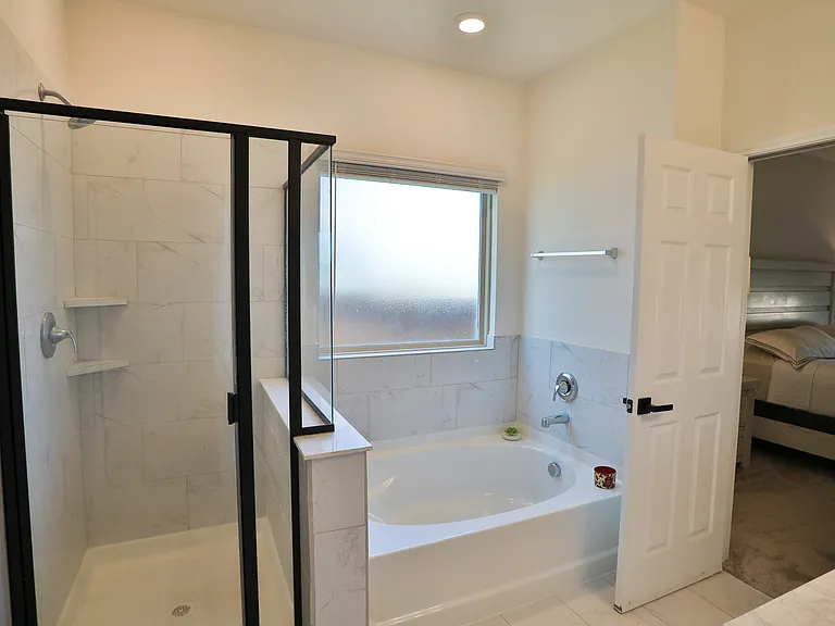 2412 Wheeler Ave — Photo 11