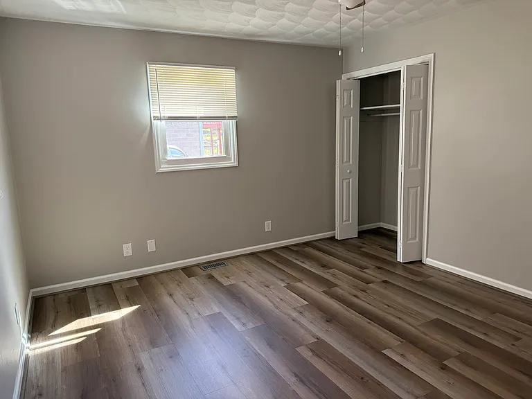 1255 Cambria St NE #A — Photo 11