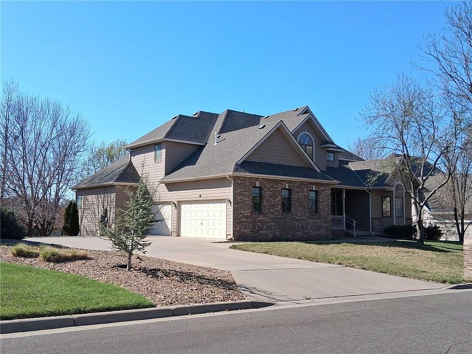 1st image of 1250 Columbine Cir