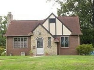 1227 E Gum St, Evansville, IN