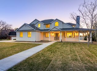 1 Apple Hill Cir, Sandy, UT 84092