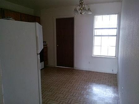 3rd image of 5302 Daybreak Dr APT B