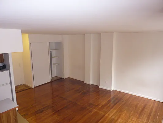 Rented by DSA Realty | media 15