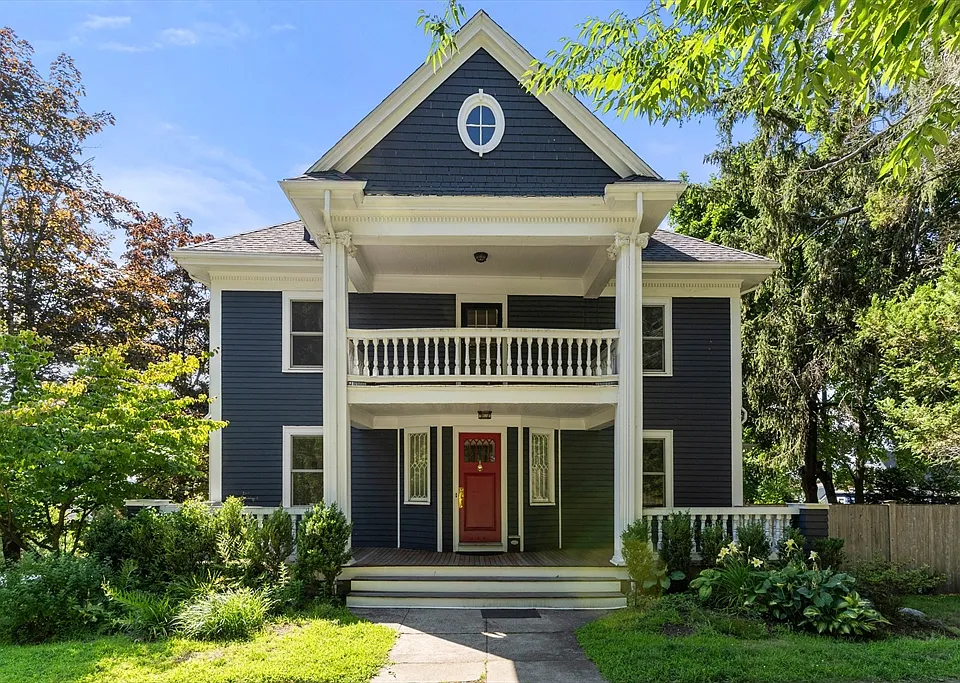 161 Highland Ave