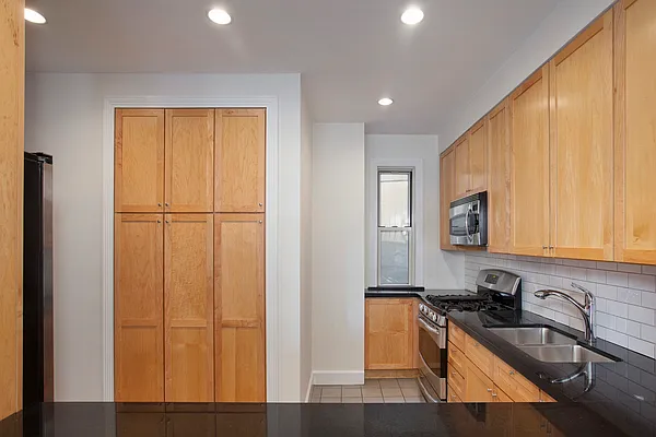 Rented by Shore Assets, Inc | media 24