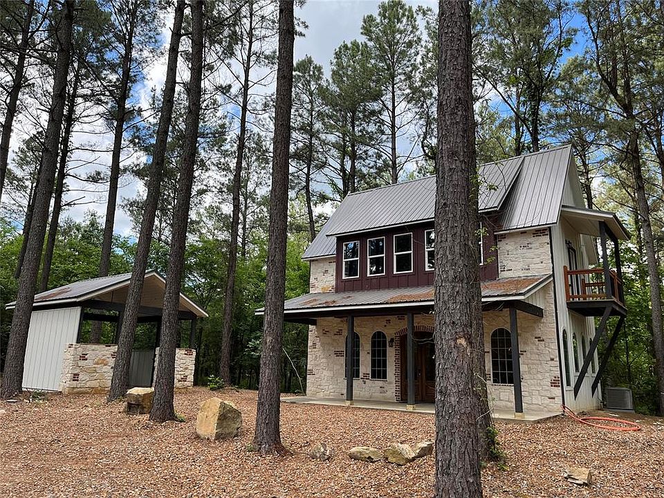 1st image of 138 Carter Creek Ln