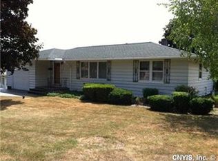 100 Upland Circle Dr, Solvay, NY 13209