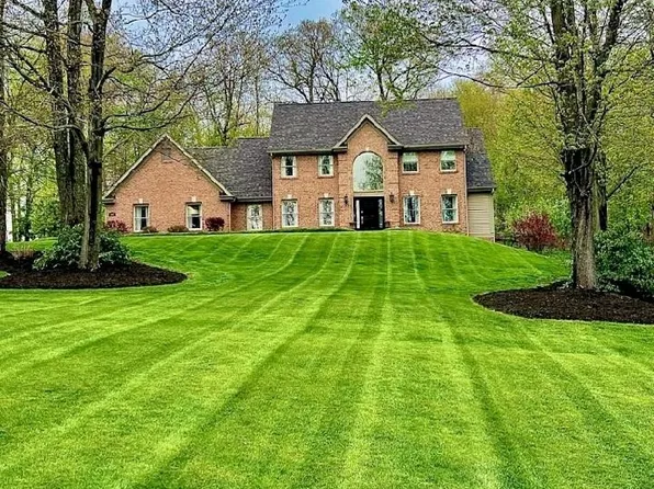107 Timberlee Dr, Evans City, PA 16033