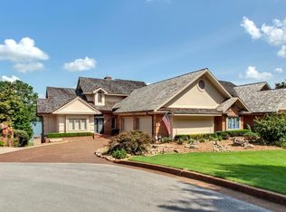 202 Chota Shores Ln, Loudon, TN 37774