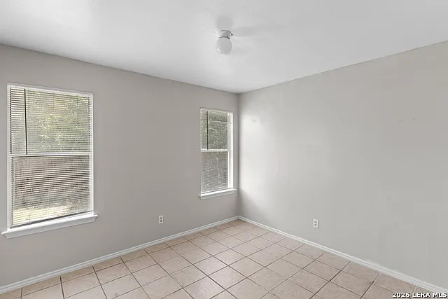 7575 Windsor Oaks — Photo 23